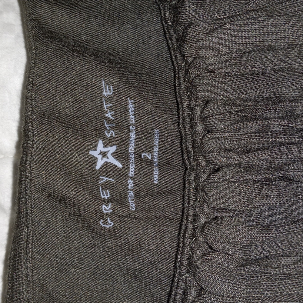 Grey state Soleil top in desert palm🏖 - Picture 2 of 4
